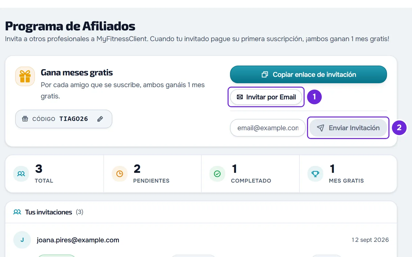 Formulario Invitar por Email abierto debajo de los botones para compartir, con el campo del email y el botón Enviar Invitación.