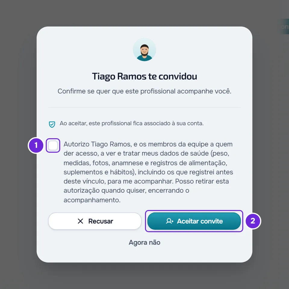 Janela do convite de Tiago Ramos, com a caixa de autorização, ainda desmarcada, e o botão Aceitar convite destacados.