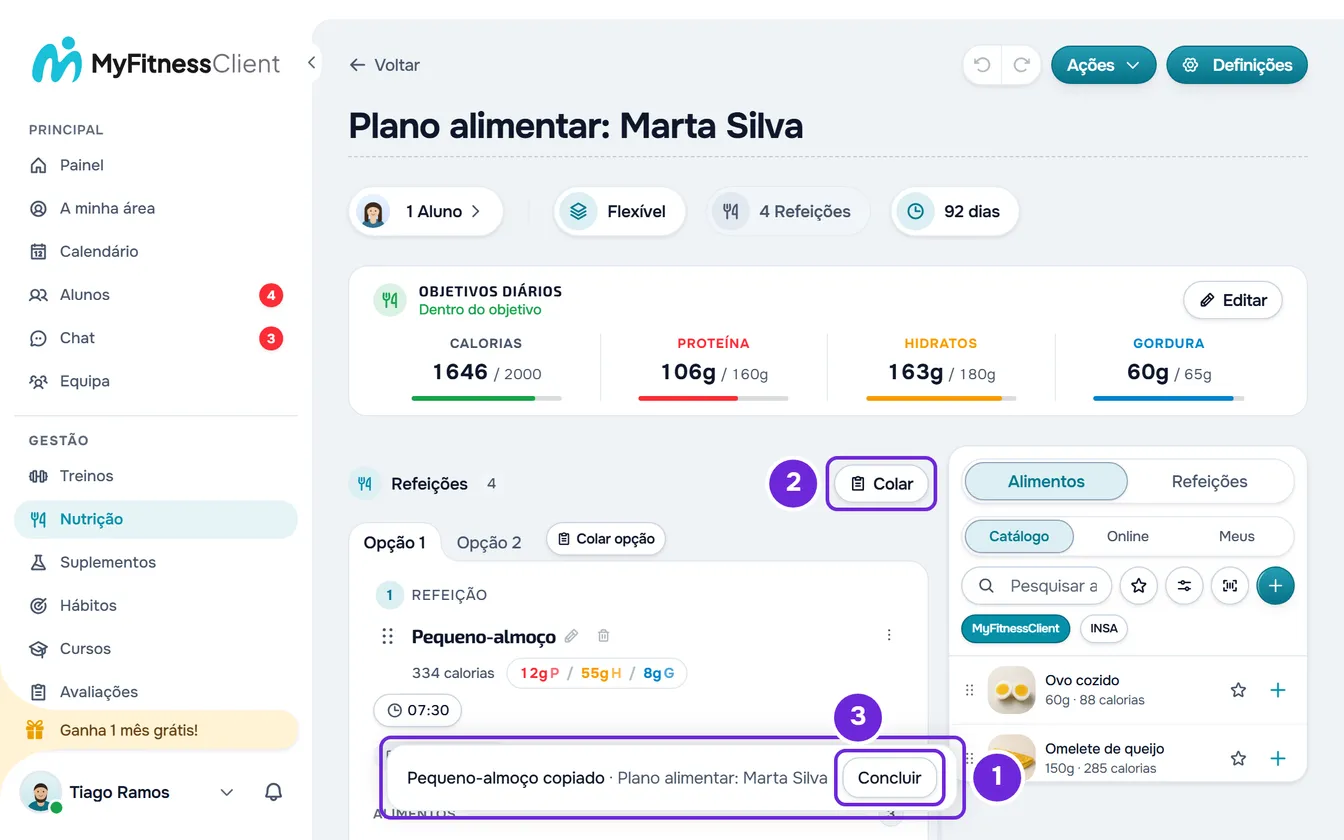 Plano alimentar com o Pequeno-almoço copiado: no fundo, a barra com Concluir; em Refeições, o botão Colar e, junto aos separadores, Colar opção.